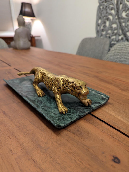 Handcrafted Brass Leopard Statue – Vintage Jungle Decor, Fierce Wildlife Figurine, Artisanal Brass Cheetah Sculpture - No Base Included